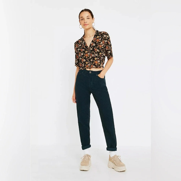 BDG Pants - Urban outfitters BDG• Green Corduroy Mom High Rise  Pants Size 26